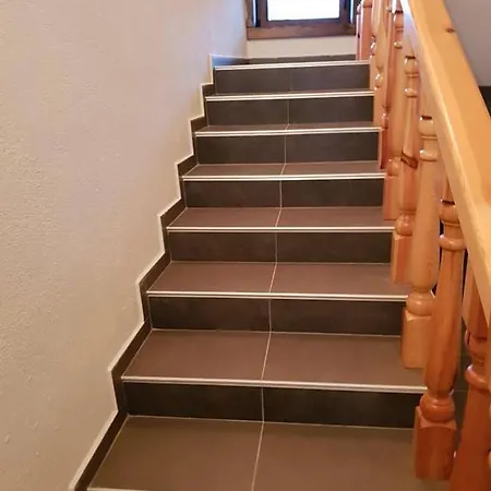 Guest house за гости в село любовище Lyubovishte