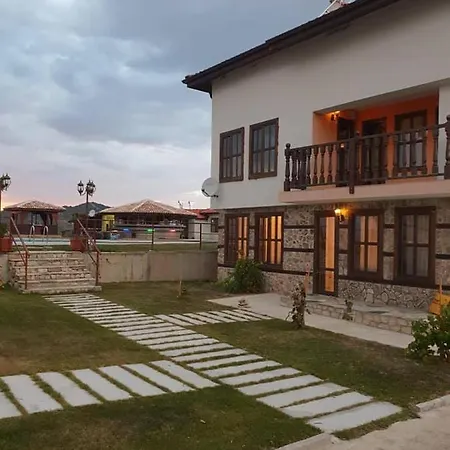 за гости в село любовище *